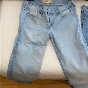Hollister skinny jeans